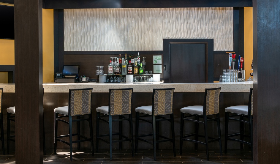 Gasoline Alley Bar & Grille